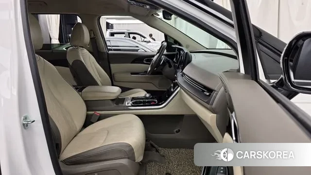 Kia Carnival 4th generation 2022 Белый из Кореи, фото 2
