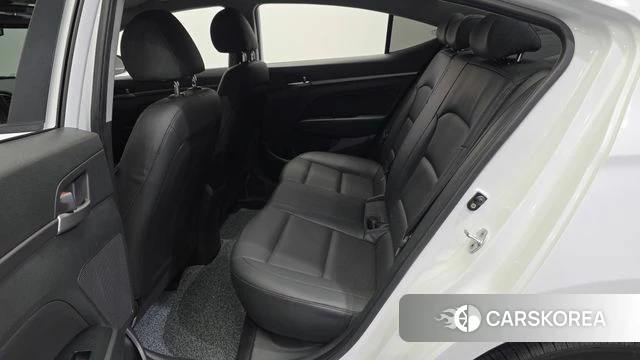 Hyundai Avante AD 2018 Белый из Кореи, фото 2