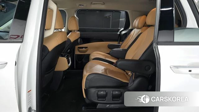 Kia Carnival 4th generation 2022 Белый из Кореи, фото 2