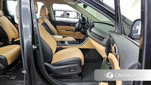 Kia Carnival 4th generation 2021 Серый из Кореи, фото 2