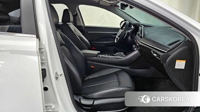 Hyundai Sonata Hybrid (DN8) 2021 Белый из Кореи, фото 2