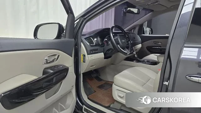 Kia The New Carnival 2018 Серый из Кореи, фото 2