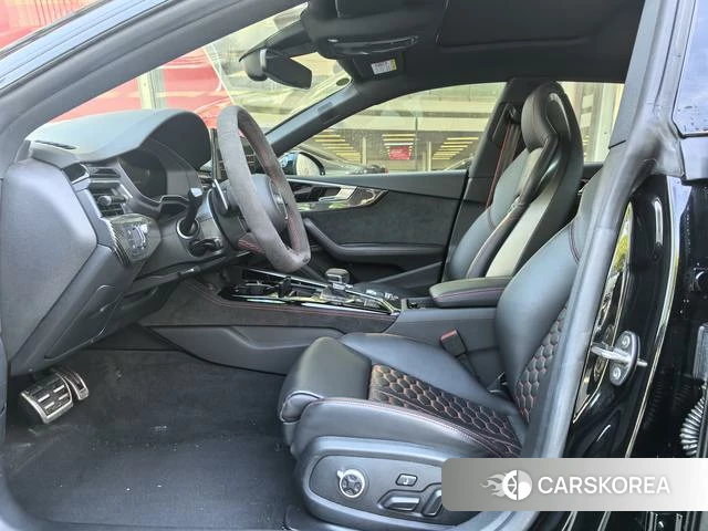 Audi RS 5 2024 Черный из Китая, фото 2