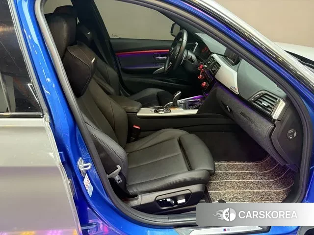 BMW 3 Series (F30) 2018 Синий из Кореи, фото 2