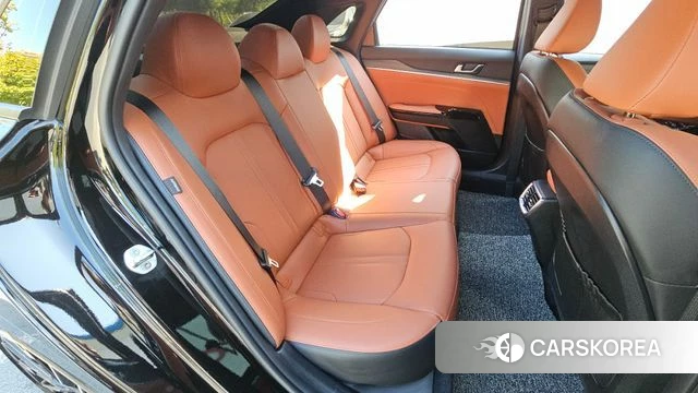 Kia The New K5 3rd generation 2023 Черный из Кореи, фото 2