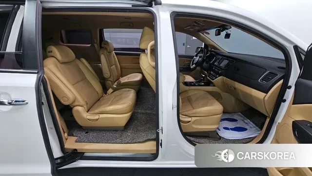 Kia The New Carnival 2019 Белый из Кореи, фото 2