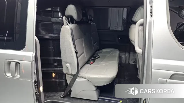 Hyundai The New Grand Starex 2020 Серебристо-серый из Кореи, фото 2