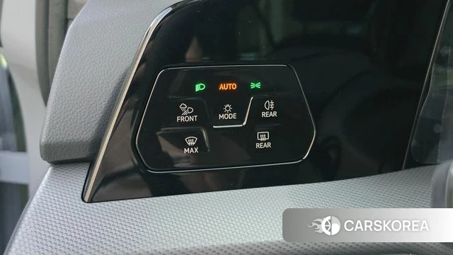 Volkswagen Golf 8th Generation 2026 Серебристо-серый из Кореи, фото 2