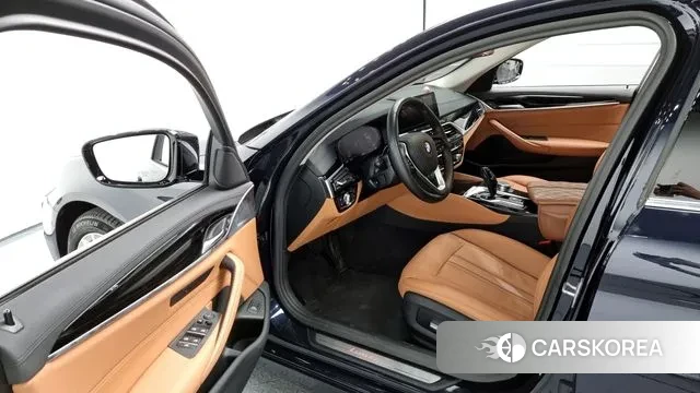 BMW 5 Series (G30) 2020 Синий из Кореи, фото 2