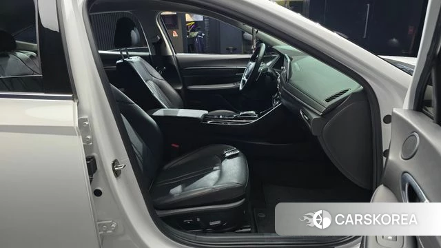 Hyundai Sonata (DN8) 2021 Белый из Кореи, фото 2