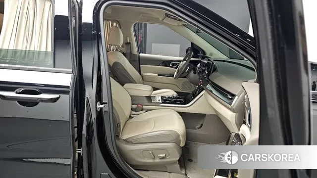 Kia Carnival 4th generation 2022 Черный из Кореи, фото 2