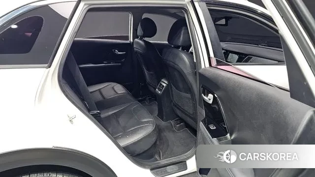 Kia Niro 2018 Белый из Кореи, фото 2