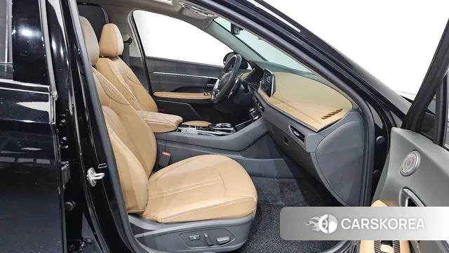 Hyundai Sonata (DN8) 2023 Черный из Кореи, фото 2