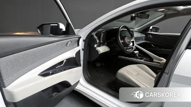 Hyundai Avante (CN7) 2021 Белый из Кореи, фото 2