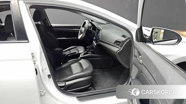 Hyundai The New Avante AD 2019 Белый из Кореи, фото 2