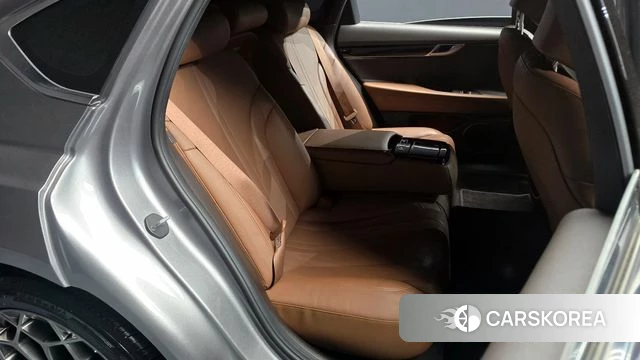 Genesis G80 (RG3) 2022 Серебряный из Кореи, фото 2