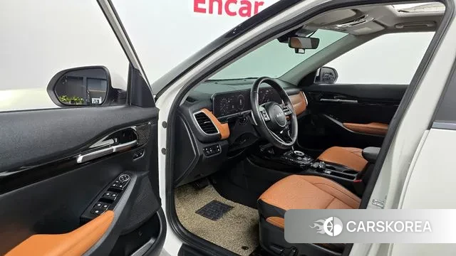 Kia The New Seltos 2022 Белый из Кореи, фото 2