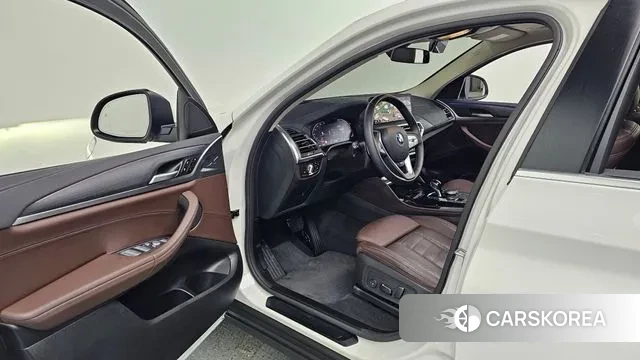 BMW X4 (G02) 2025 Белый из Кореи, фото 2