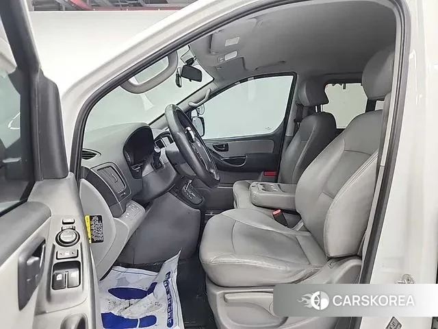 Hyundai The New Grand Starex 2019 Белый из Кореи, фото 2