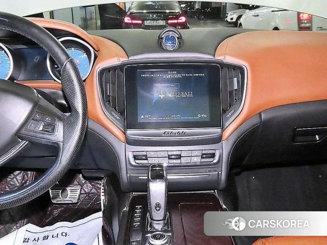 Maserati Ghibli 2019 Белый из Кореи, фото 2