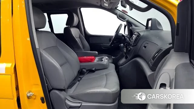 Hyundai Grand Starex 2018 Желтый из Кореи, фото 2