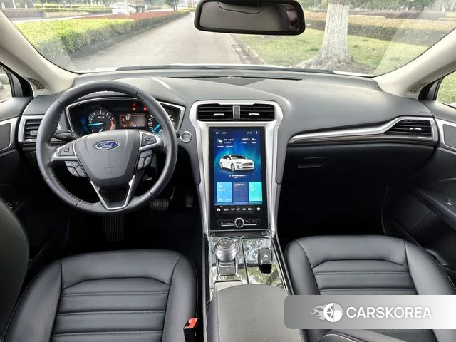 Ford Mondeo 2021 Белый из Китая, фото 2