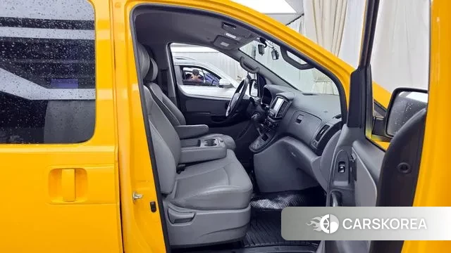 Hyundai The New Grand Starex 2019 Желтый из Кореи, фото 2