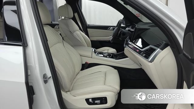 BMW X5 (G05) 2025 Белый из Кореи, фото 2