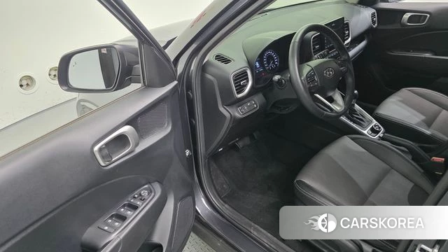 Hyundai Venue 2021 Серый из Кореи, фото 2