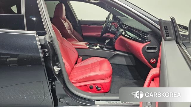 Maserati Quattroporte 2020 Черный из Кореи, фото 2