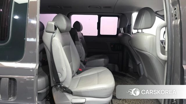 Hyundai The New Grand Starex 2019 Коричневый из Кореи, фото 2
