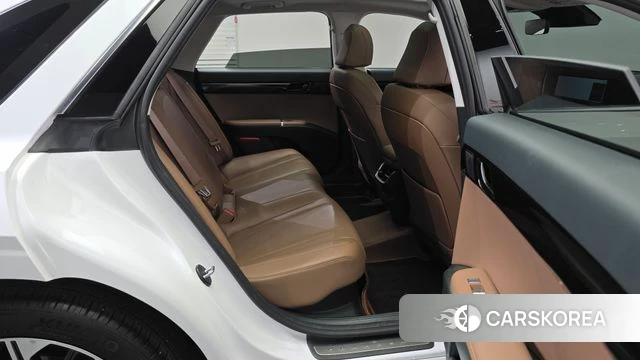 Hyundai Grandeur Hybrid (GN7) 2024 Белый из Кореи, фото 2