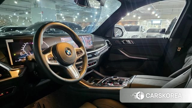 BMW X7 (G07) 2025 Черный из Кореи, фото 2