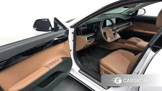 Hyundai Grandeur Hybrid (GN7) 2023 Белый из Кореи, фото 2