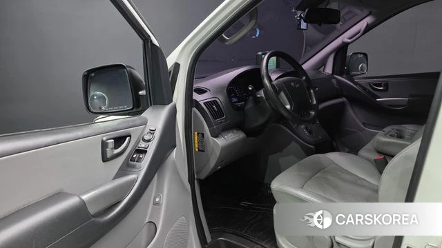 Hyundai The New Grand Starex 2018 Белый из Кореи, фото 2