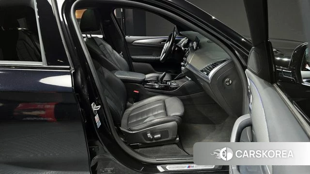 BMW X4 (G02) 2021 Черный из Кореи, фото 2