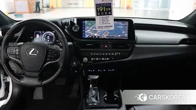 Lexus ES300h 7th generation 2024 Белый из Кореи, фото 2