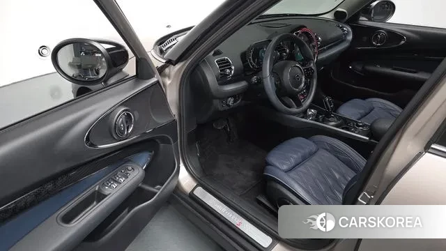 Mini Cooper S Clubman 2023 Песочный из Кореи, фото 2