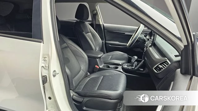 Kia Seltos 2019 Белый из Кореи, фото 2