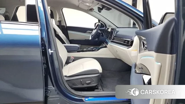 Kia Sportage 5th Generation Hybrid 2024 Синий из Кореи, фото 2