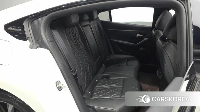 Peugeot 508 second Generation 2020 Белый из Кореи, фото 2