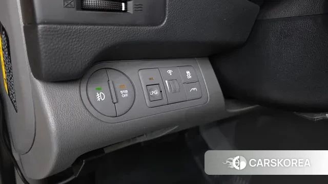 Hyundai The New Grand Starex 2019 Желтый из Кореи, фото 2