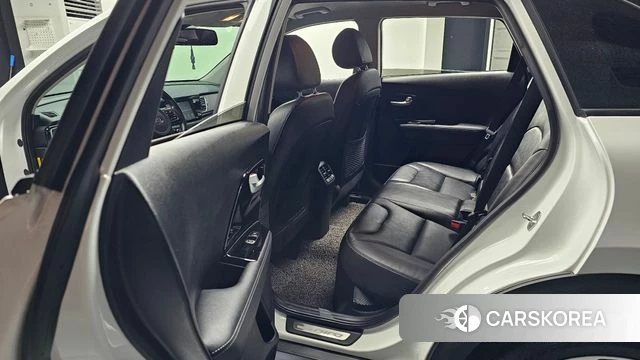 Kia Niro 2018 Белый из Кореи, фото 2