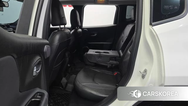 Jeep Renegade 2018 Белый из Кореи, фото 2