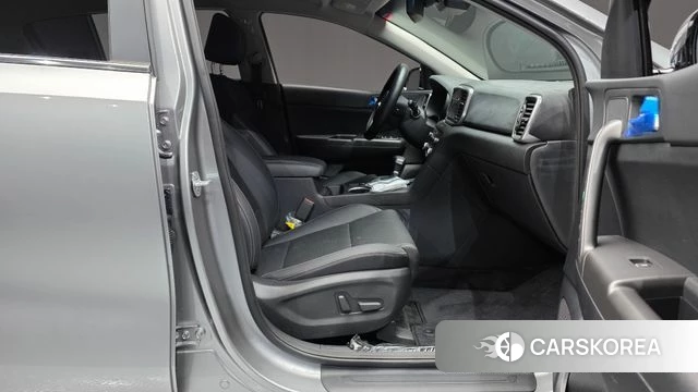Kia Sportage The Bold 2020 Серебристо-серый из Кореи, фото 2