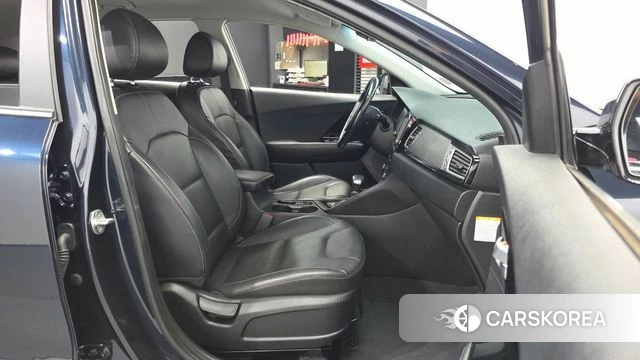 Kia Niro 2018 Синий из Кореи, фото 2