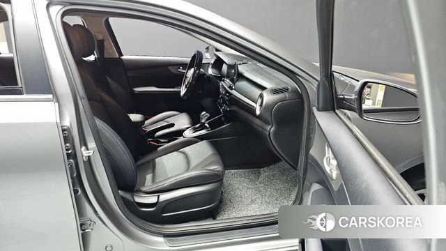 Kia Come New K3 2019 Серый из Кореи, фото 2