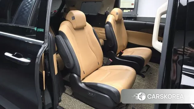 Kia Carnival 4th generation 2023 Черный из Кореи, фото 2