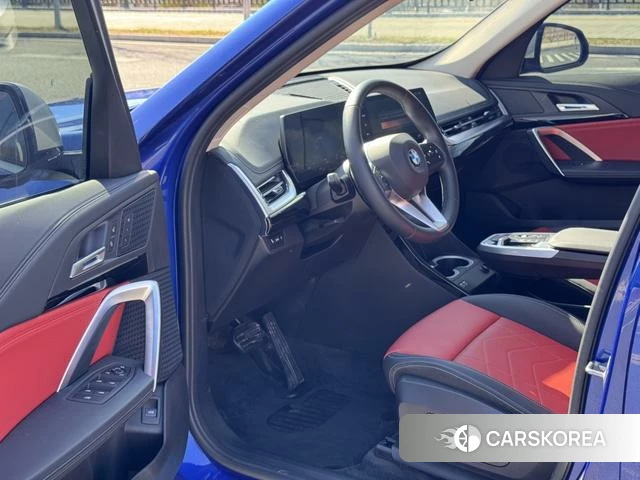 BMW X1 2023 Синий из Китая, фото 2