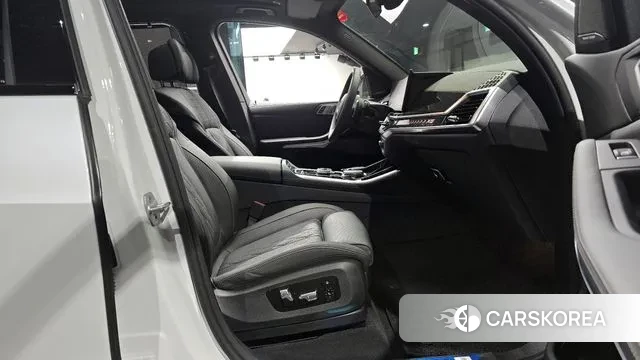 BMW X5 (G05) 2024 Белый из Кореи, фото 2